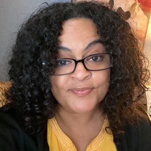 Meet your Posher, Tonya